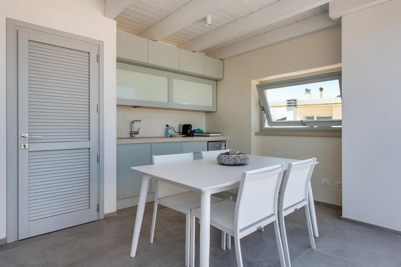 Belvedere Apartment & Pool - Housea Полиньяно-а-Маре Экстерьер фото